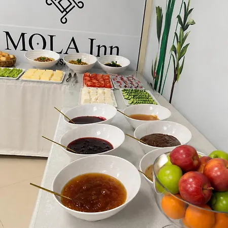 Mola *